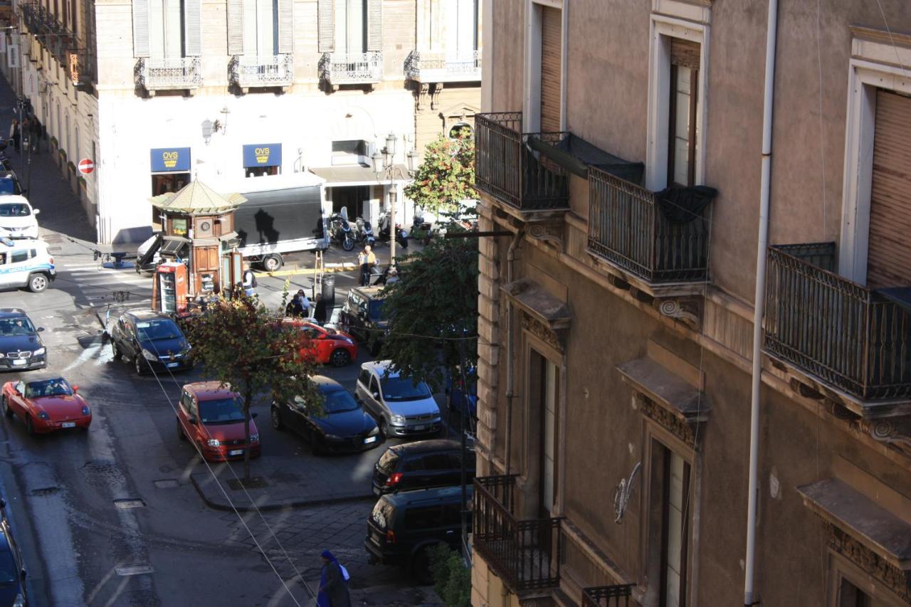 Bed and Breakfast Tra L'Etna E Il Mare Via Oberdan Catania Esterno foto