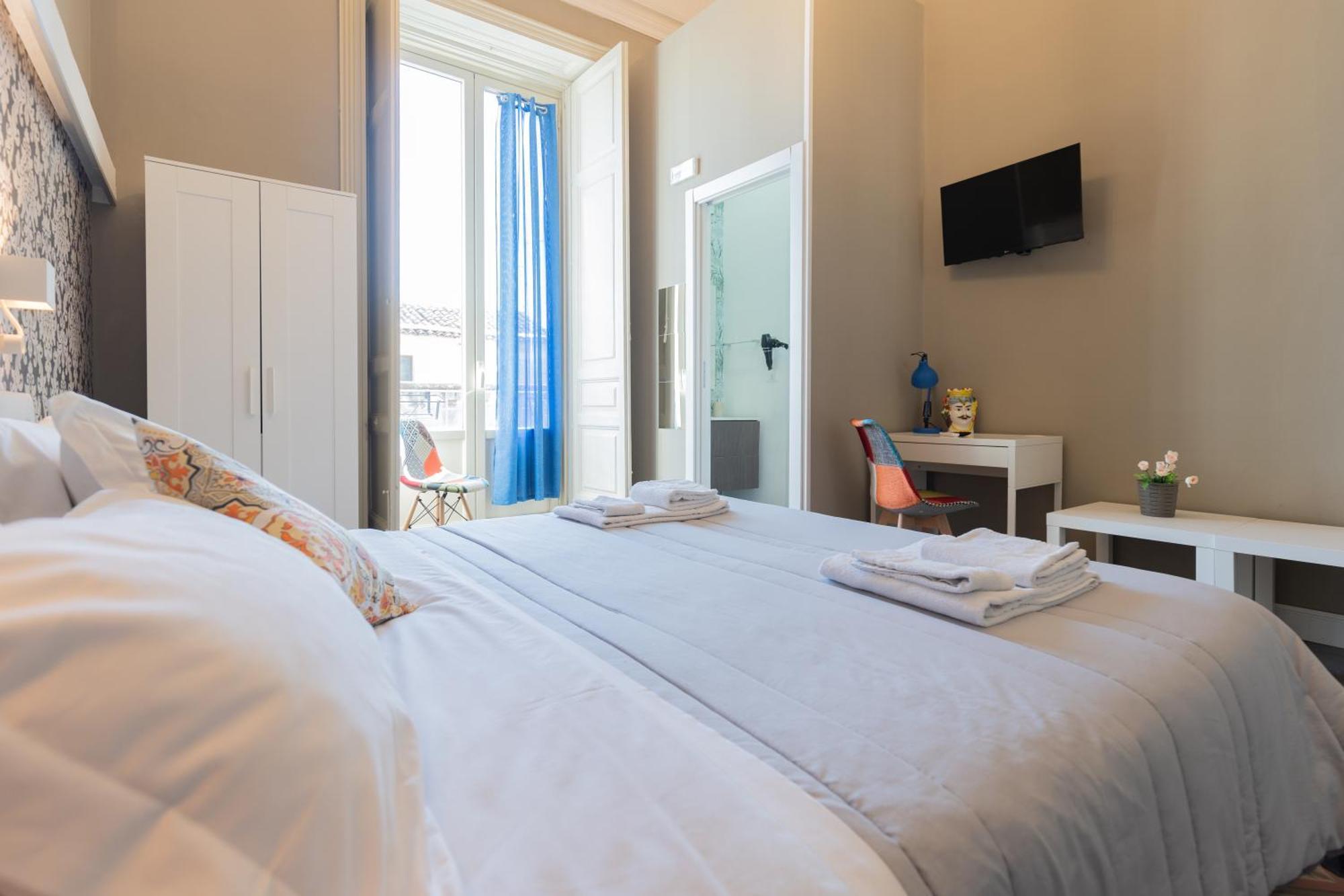 Bed and Breakfast Tra L'Etna E Il Mare Via Oberdan Catania Esterno foto