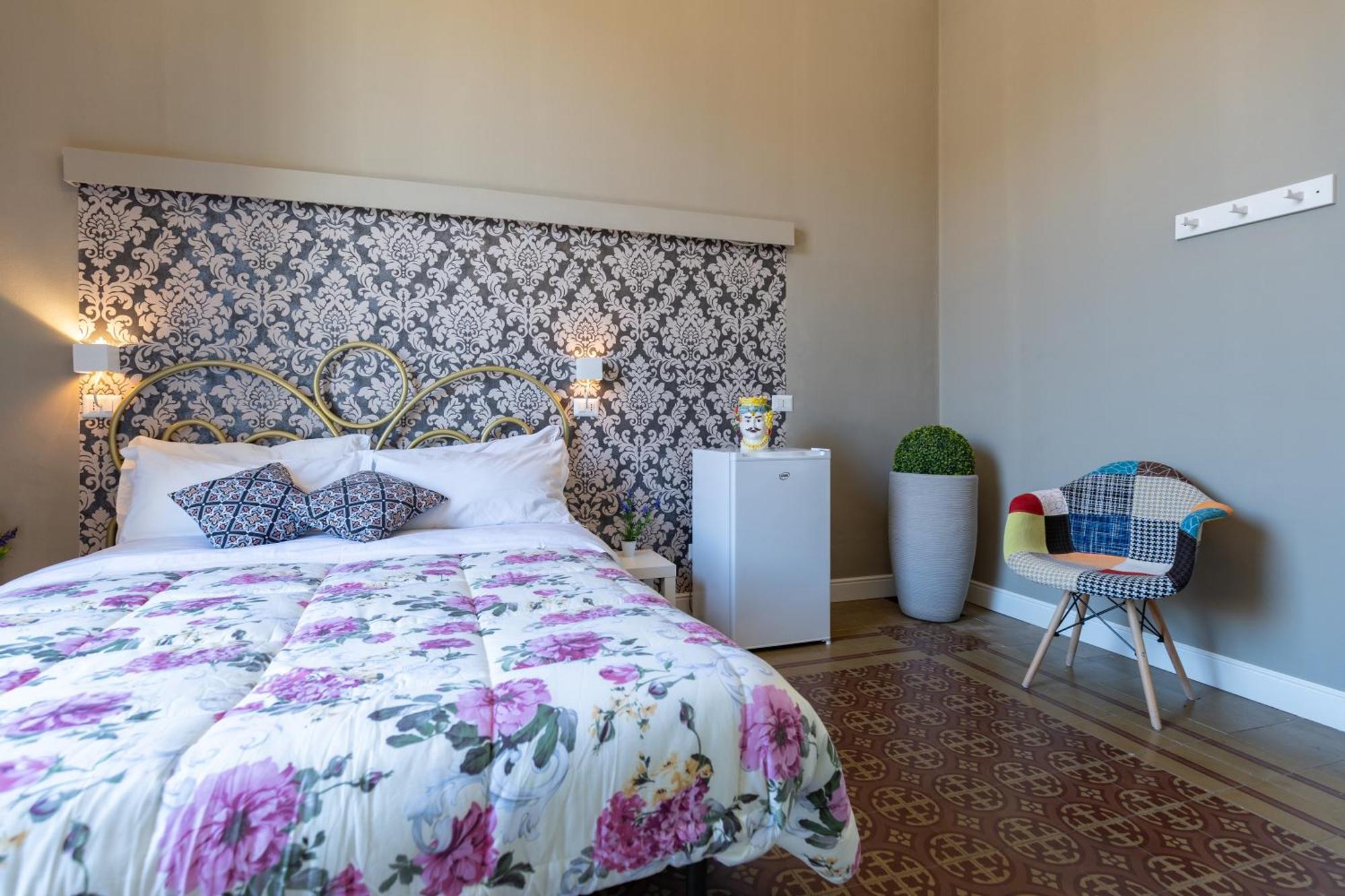 Bed and Breakfast Tra L'Etna E Il Mare Via Oberdan Catania Esterno foto
