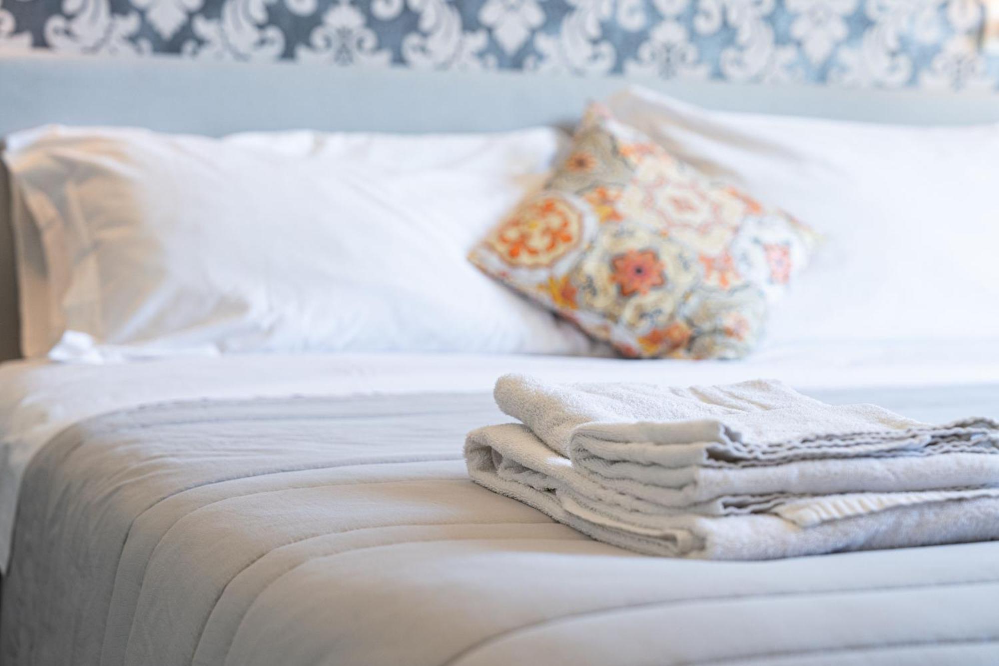Bed and Breakfast Tra L'Etna E Il Mare Via Oberdan Catania Esterno foto