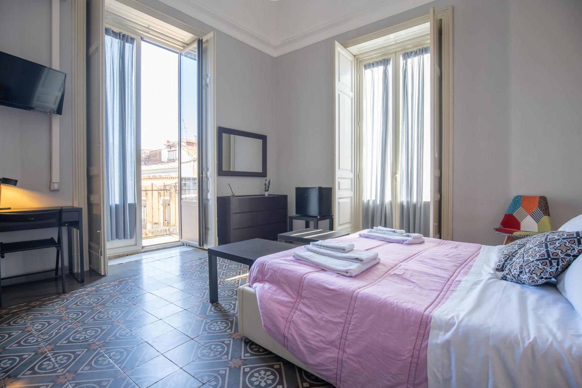 Bed and Breakfast Tra L'Etna E Il Mare Via Oberdan Catania Esterno foto