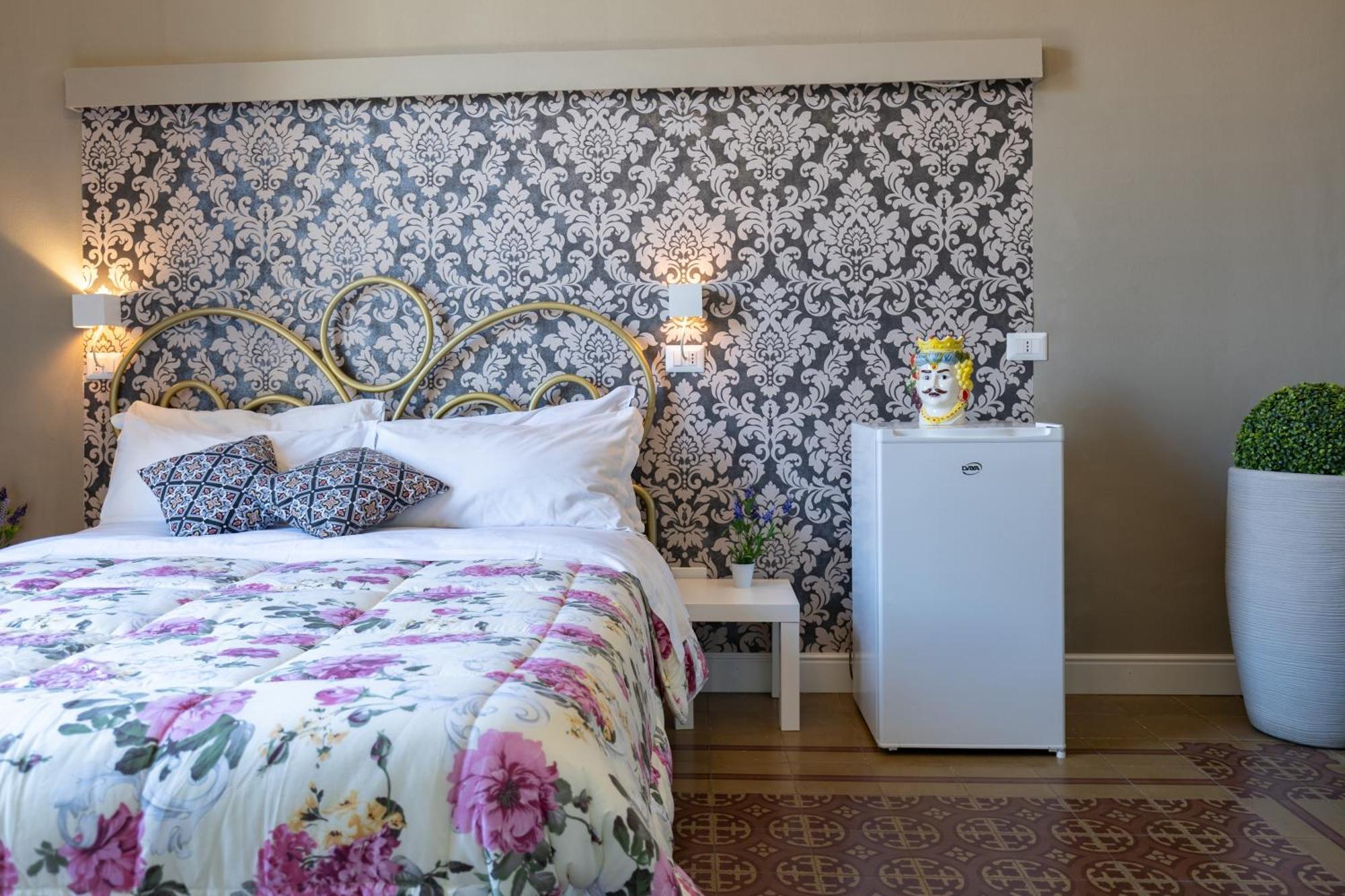 Bed and Breakfast Tra L'Etna E Il Mare Via Oberdan Catania Esterno foto