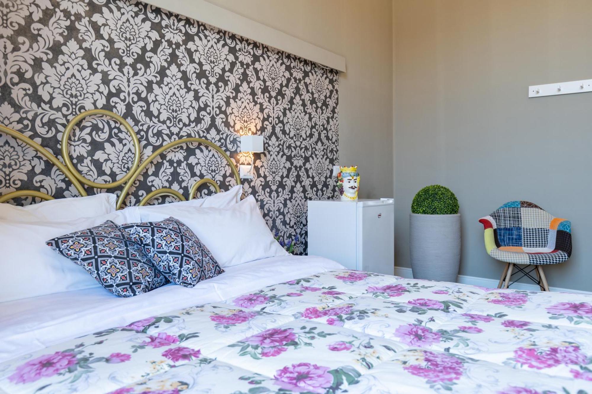 Bed and Breakfast Tra L'Etna E Il Mare Via Oberdan Catania Esterno foto
