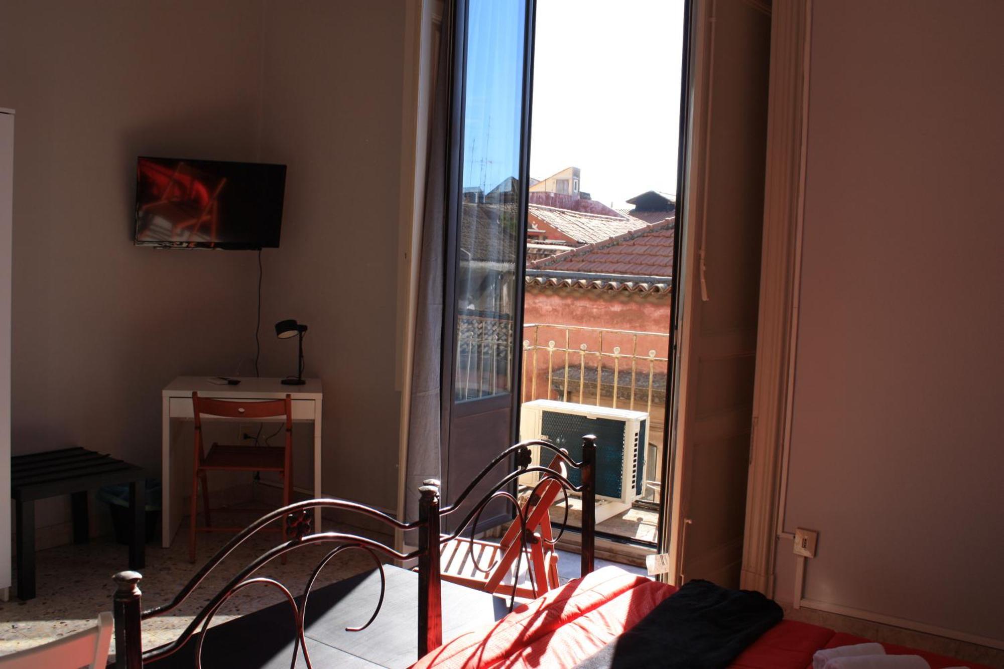 Bed and Breakfast Tra L'Etna E Il Mare Via Oberdan Catania Camera foto
